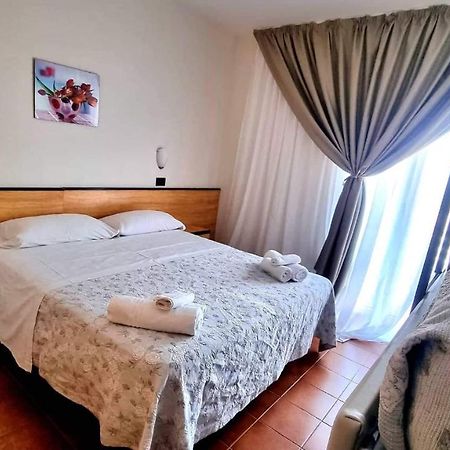 Hotel Bisanzio Червія Екстер'єр фото