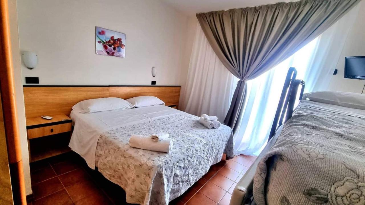 Hotel Bisanzio Червія Екстер'єр фото