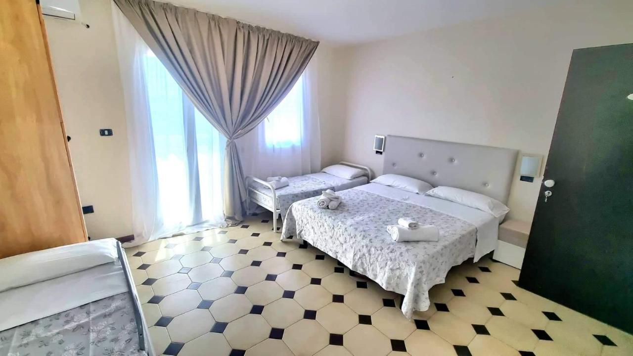 Hotel Bisanzio Червія Екстер'єр фото