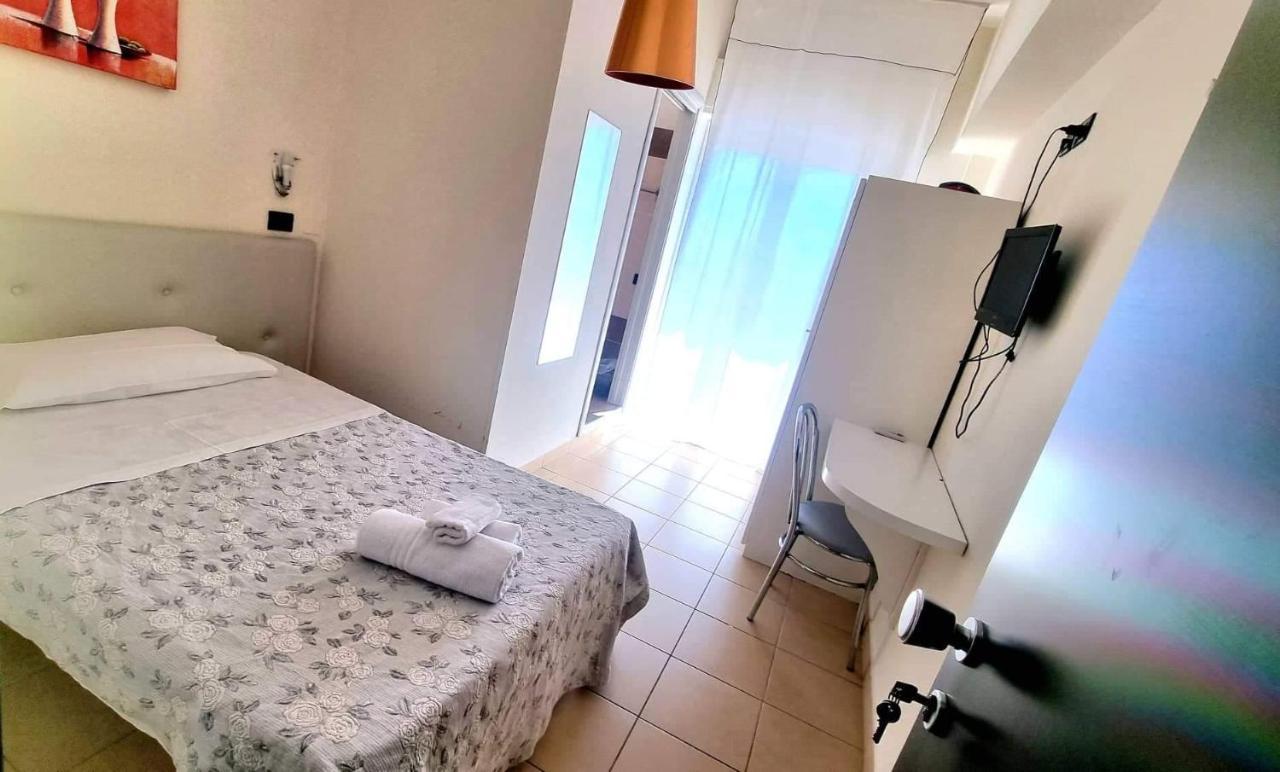 Hotel Bisanzio Червія Екстер'єр фото