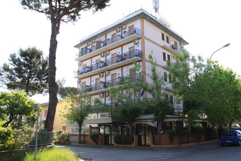 Hotel Bisanzio Червія Екстер'єр фото