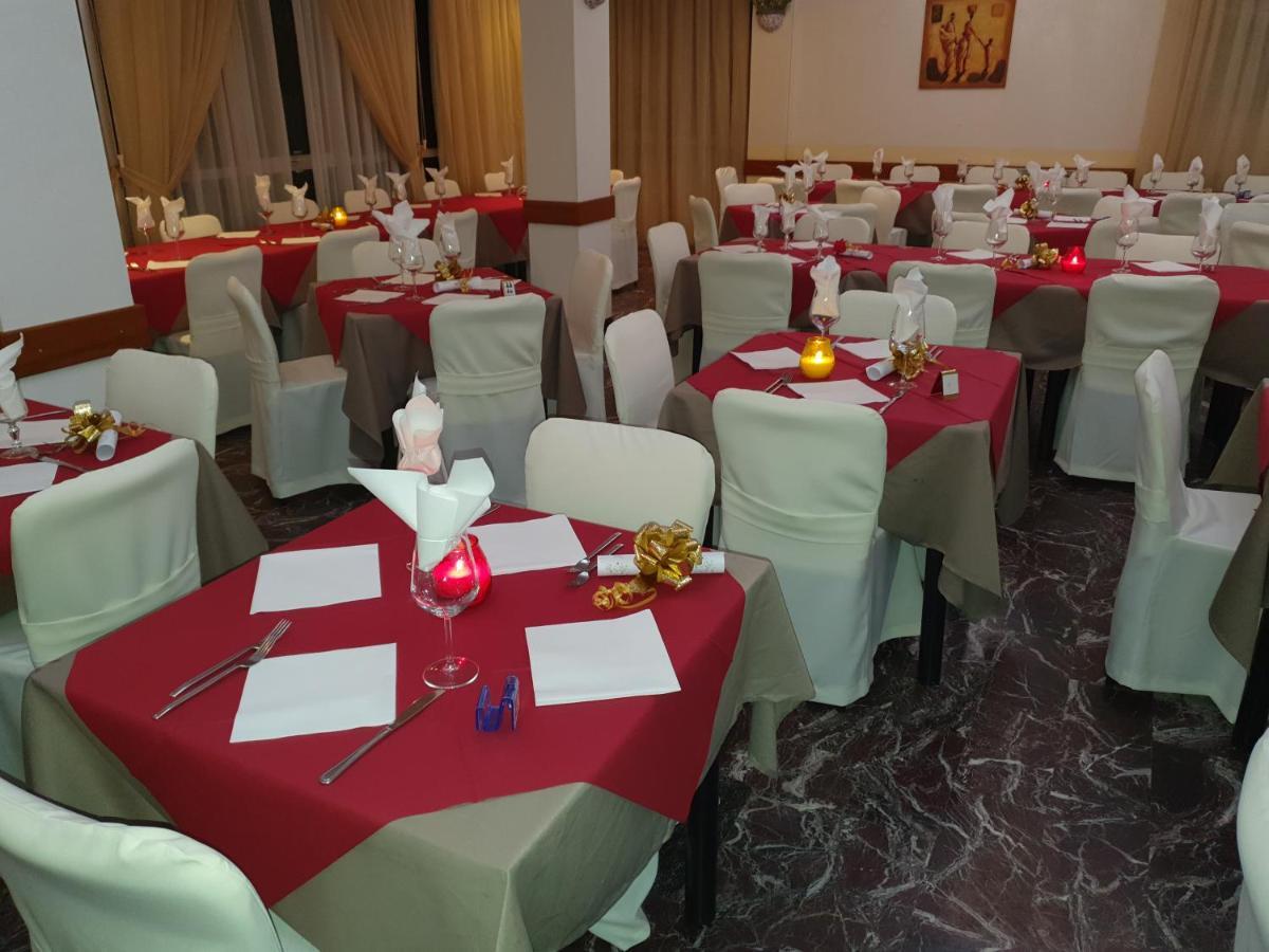Hotel Bisanzio Червія Екстер'єр фото