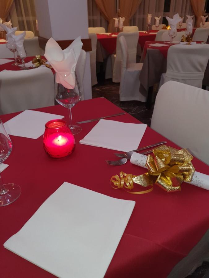 Hotel Bisanzio Червія Екстер'єр фото